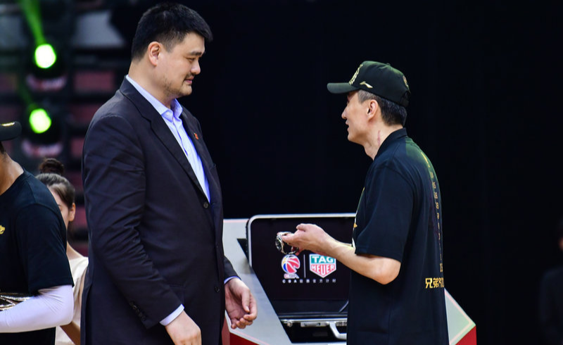 官方在线-篮球三步上篮慢动作gif