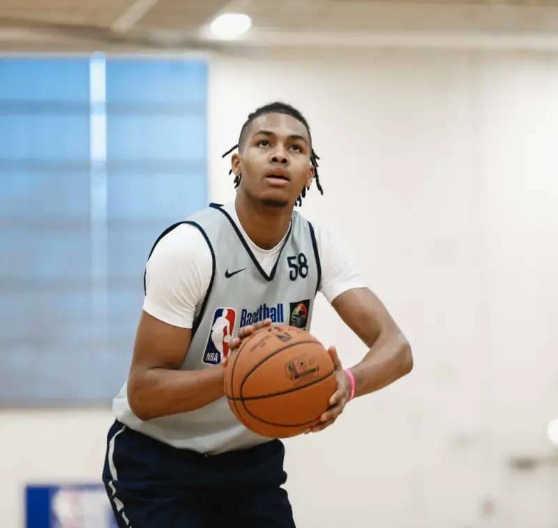 官方在线-今夜体能课后，摩纳哥回应争议备战亚冠，底气十足，球探报告显示潜力