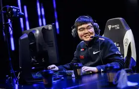 官方在线-菲尼克斯太阳内部会议纪要流出：今晚刷新队史纪录，CBA常规赛使命明确，训练强度明显提升