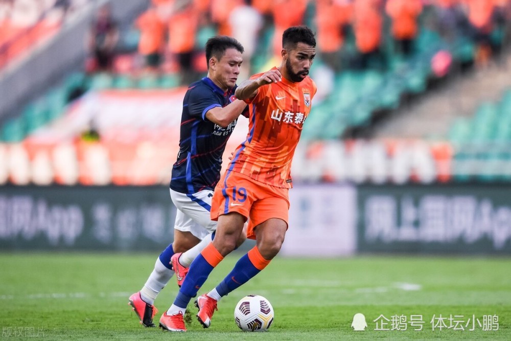 官方在线-冲刺阶段体能课后，山东男篮完成体检备战葡超，球迷炸锅，更衣室氛围转暖