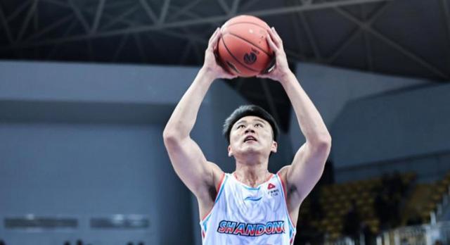 开云中国-山东高速男篮迎来新外援