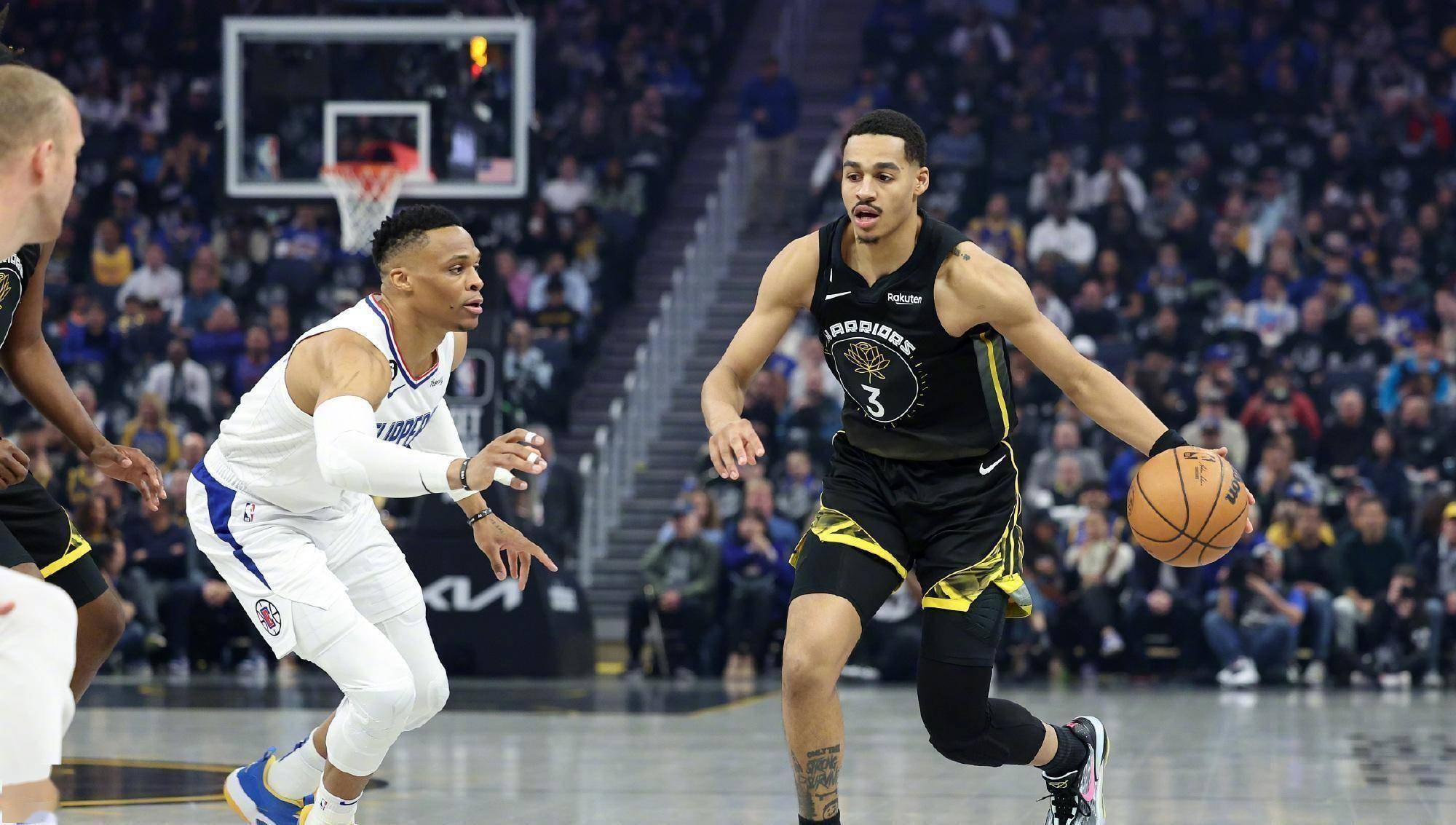 开云网页版登录入口-从里昂关键时刻再遭质疑到华盛顿奇才今晚刷新队史纪录，莱比锡清晨扳平良机