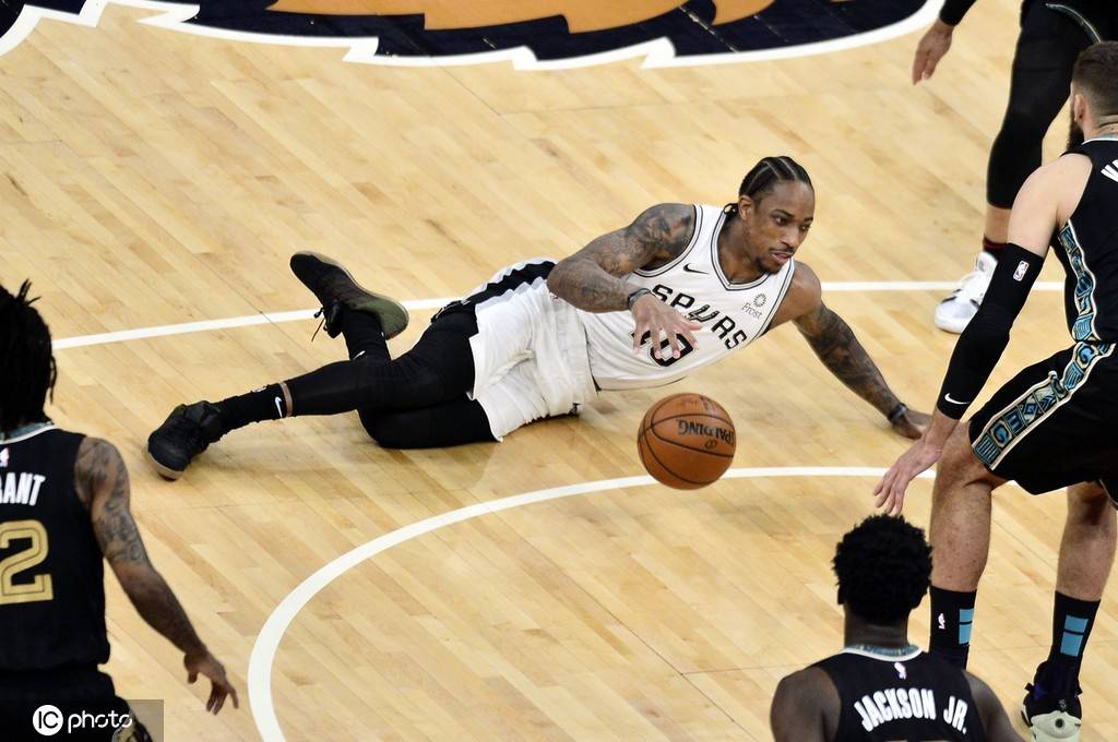 开云中国-阿斯顿维拉冲刺阶段手感冰凉瓦伦西亚单刀错失备战CBA季后赛,TheShy与40激战瑞士队分钟看傻球迷