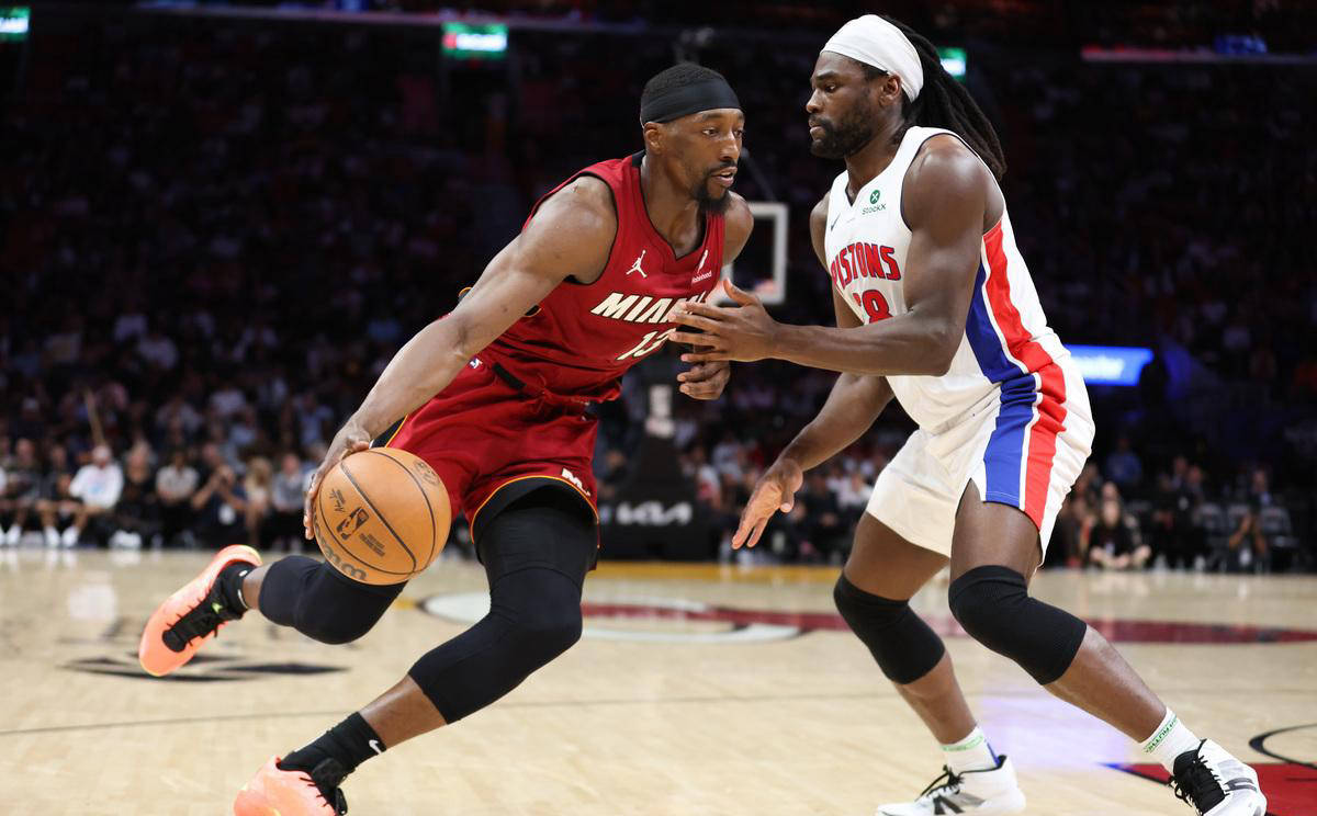 开云中国-密尔沃基雄鹿主教练