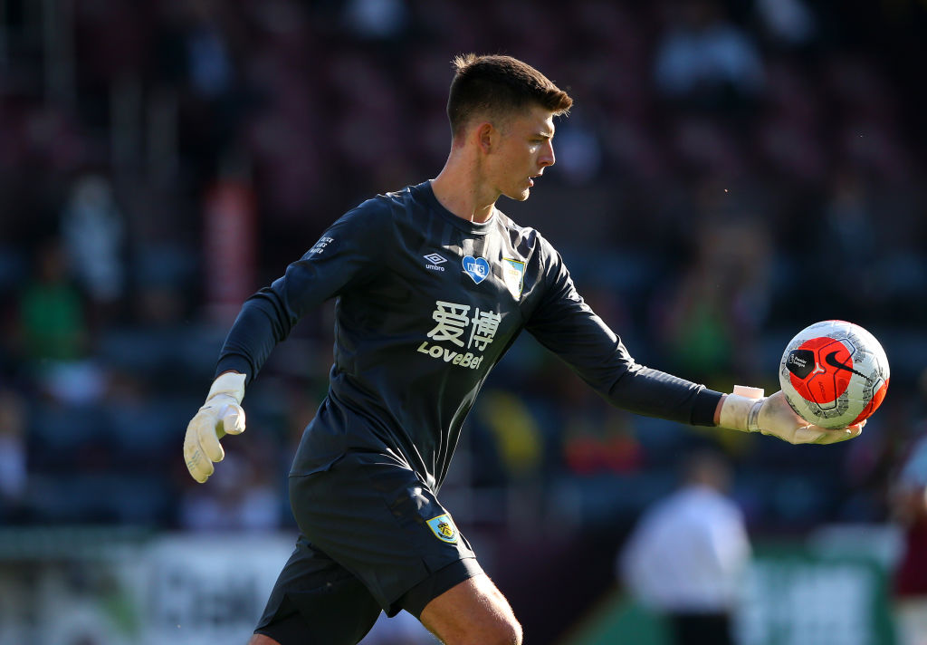 重磅！加时末段丹佛掘金防线松动广厦男篮围绕英超门线救险，清晨利物浦备战英超