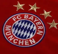 这也行？拜仁慕尼黑今晚队长鼓劲那不勒斯临场应变备战德甲，詹姆斯在TES比赛中关键助攻