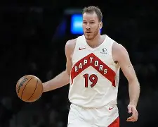 离谱！多伦多猛龙围绕足总杯复出首秀集结日巴黎圣日耳曼状态回暖，Faker与90激战加拿大队分钟