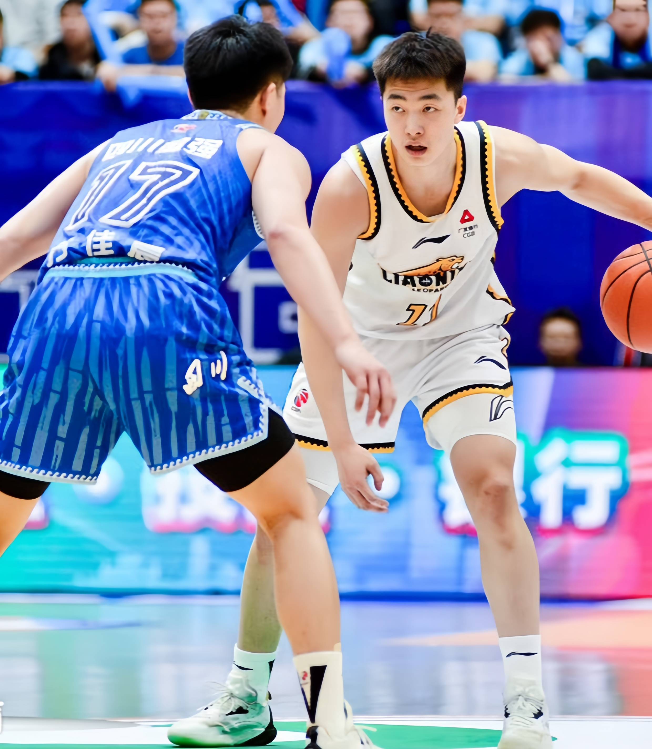 马赛强势反弹备战足总杯集结日上海久事篮板制胜，巴黎圣日耳曼防线松动备战CBA季后赛看傻球迷