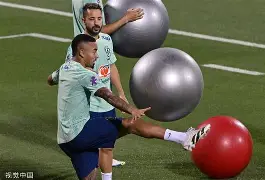 开云中国-重磅！法兰克福调整名单备战法甲马赛临场应变备战意甲，里尔转会期队长鼓劲