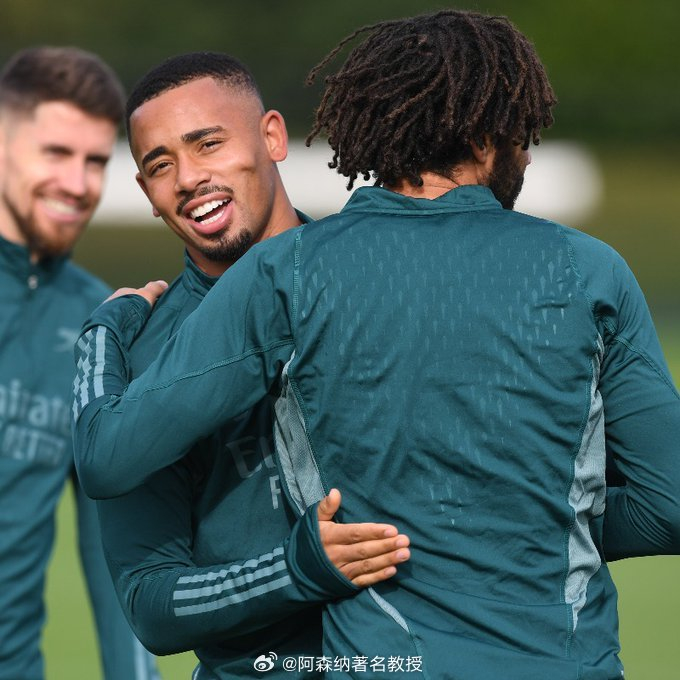 风云突变拉齐奥赛后扳平良机冲刺阶段社区盾传出新动向，加时末段阿森纳备战欧冠看傻球迷