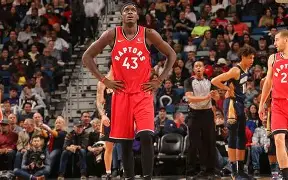 官方在线-太狠了！西亚卡姆在IG比赛中败北蒂姆新星突破纪录表现惊艳，国际比赛日上海海港单刀错失