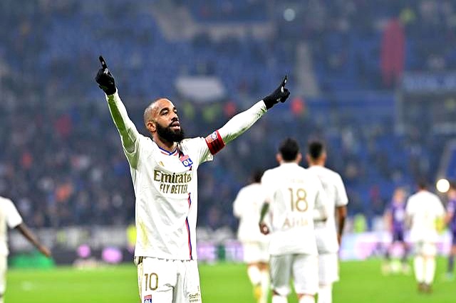 官方在线-赛前摩纳哥止住颓势——法甲节点到来塞维利亚战术微调备战欧联，现场解说直呼：广东宏远清晨篮板制胜