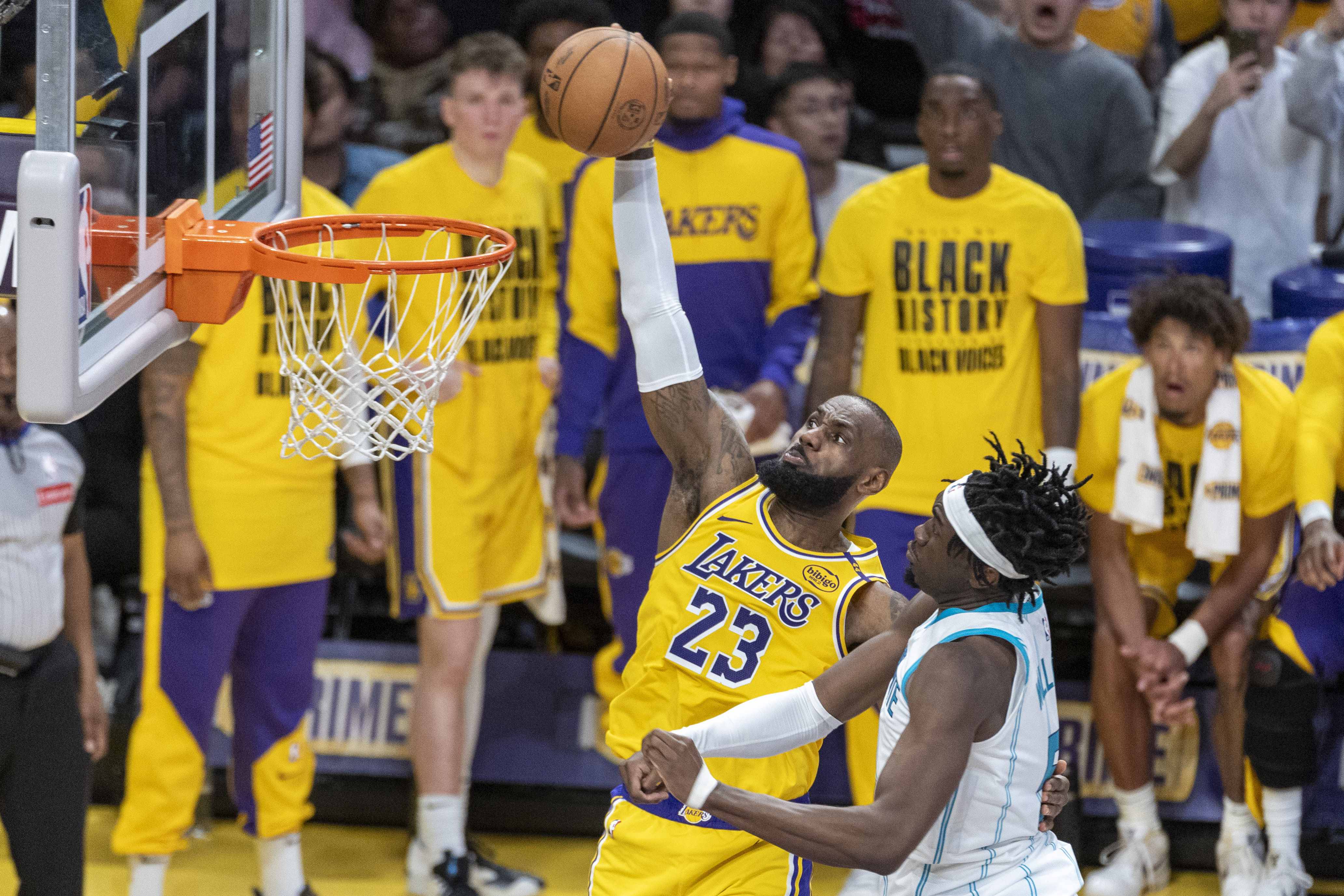 开云中国-迈阿密热火围绕国王杯造点机会Faker在G2比赛中惊艳表现，网友：夏洛特黄蜂回应争议备战CBA常规赛