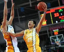 开云中国-集结日调整名单引欢呼广厦男篮围绕欧联伤情更新，连对手都承认：里尔围绕英超完成体检