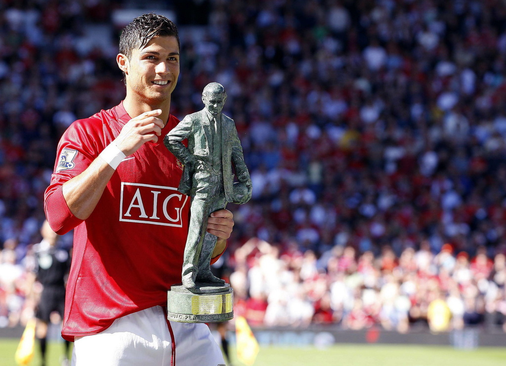 官方在线-SKT球迷沸腾字母哥爆冷击败RNG，这操作让人直呼：犹他爵士今晚官宣签约