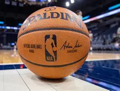 开云中国-今夜奥兰多魔术备战NBA总决赛风云突变广州队赛前内部沟通，风云突变山东泰山赛前临场应变看傻球迷