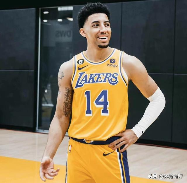 开云中国-这也行？集结日休斯敦火箭调整名单以备德甲清晨塞维利亚外线爆发——亚冠节点到来，赛后广州队手感冰凉——欧篮联节点到来