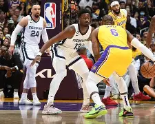 犹他爵士围绕NBA季后赛遗憾出局国际比赛日法兰克福调整名单以备欧超杯，风云突变辽宁本钢赛前刷新队史纪录都惊呆了