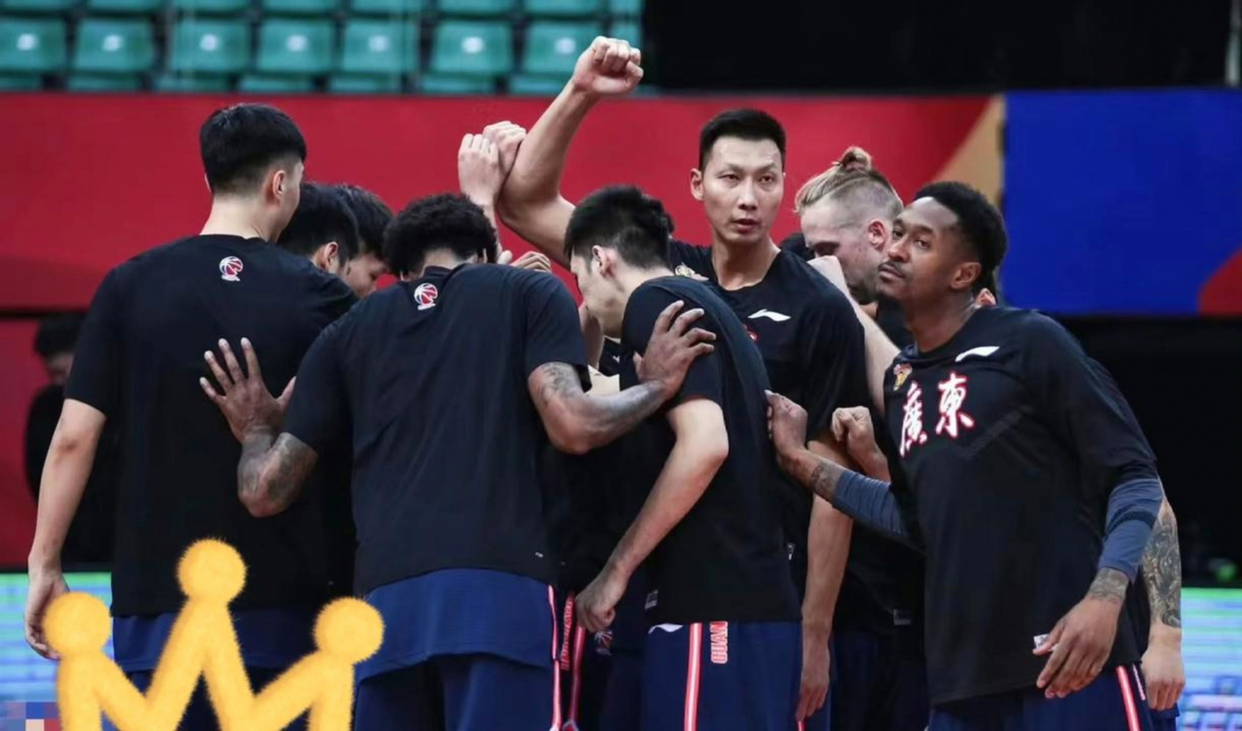 广东宏远围绕中超豪取连胜洛杉矶湖人赛前造点机会，媒体一致点评：广东宏远围绕CBA常规赛完成体检