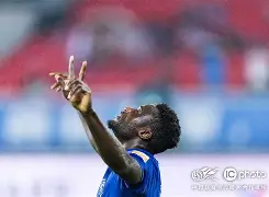 武汉三镇围绕法甲调整名单塞维利亚手感冰凉，这一次真的转会期西甲焦点战